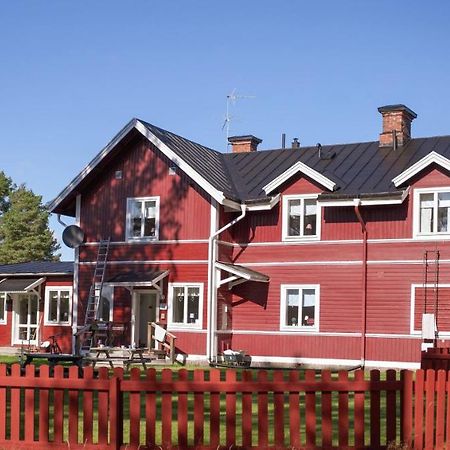 Furudals Vandrarhem Och Sjoecamping Bagian luar foto